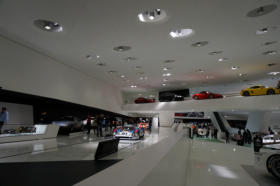 Porsche Museum auto-emotin.net